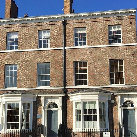Priory House Apartments York Extérieur photo